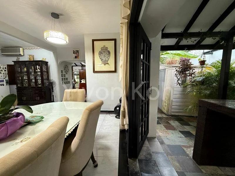 4 Bed Semi-Detached House (Landed) for Sale in  Peakview Estate - Image 1